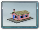 FARU_032a. 1 plans villa, lyserød m/skodder og "sten" på taget.